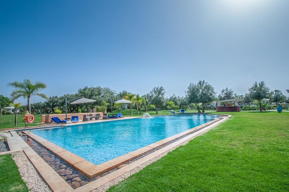 Villa Marco Au Jardin Des Senteurs El Ain Екстериор снимка