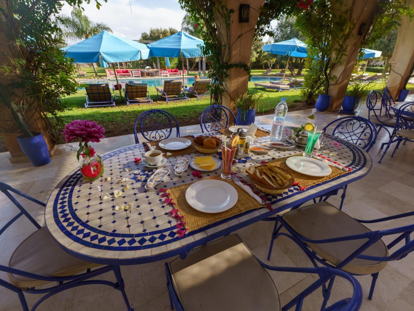 Villa Marco Au Jardin Des Senteurs El Ain Екстериор снимка