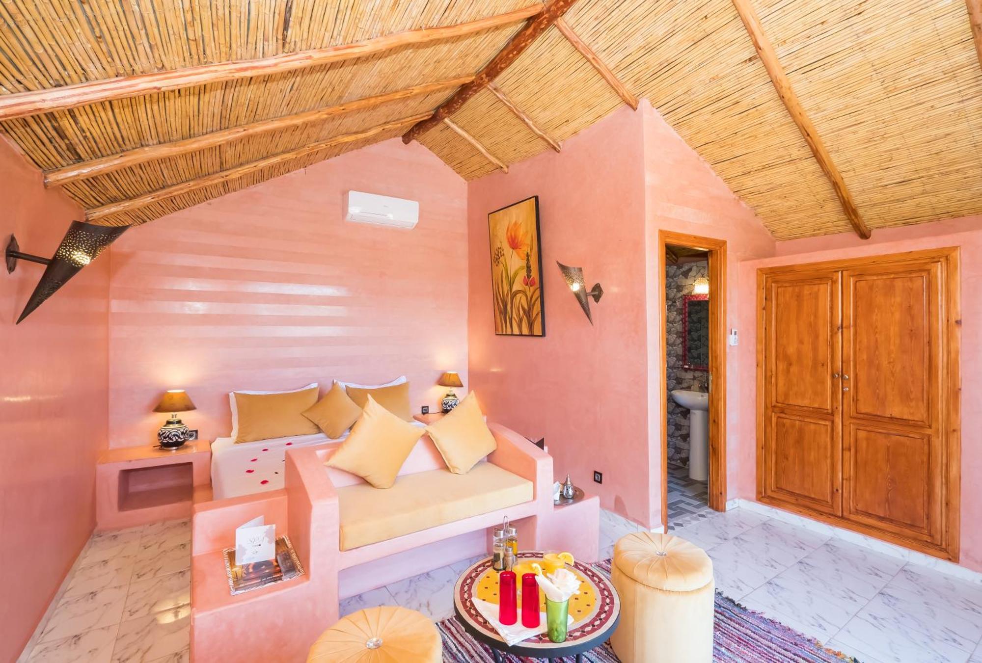 Villa Marco Au Jardin Des Senteurs El Ain Екстериор снимка