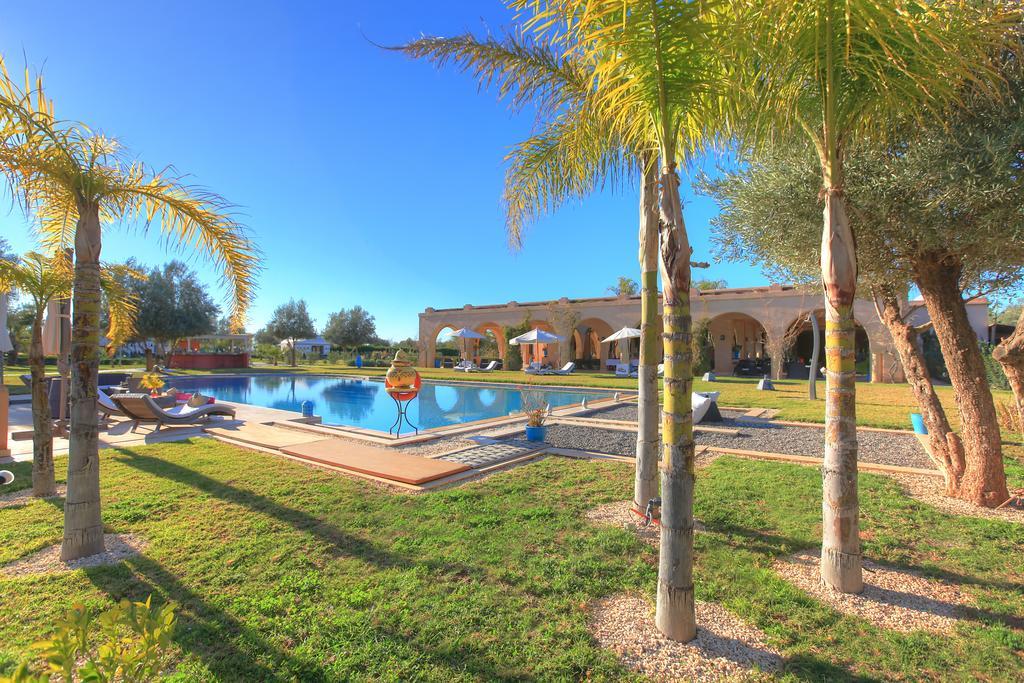 Villa Marco Au Jardin Des Senteurs El Ain Екстериор снимка