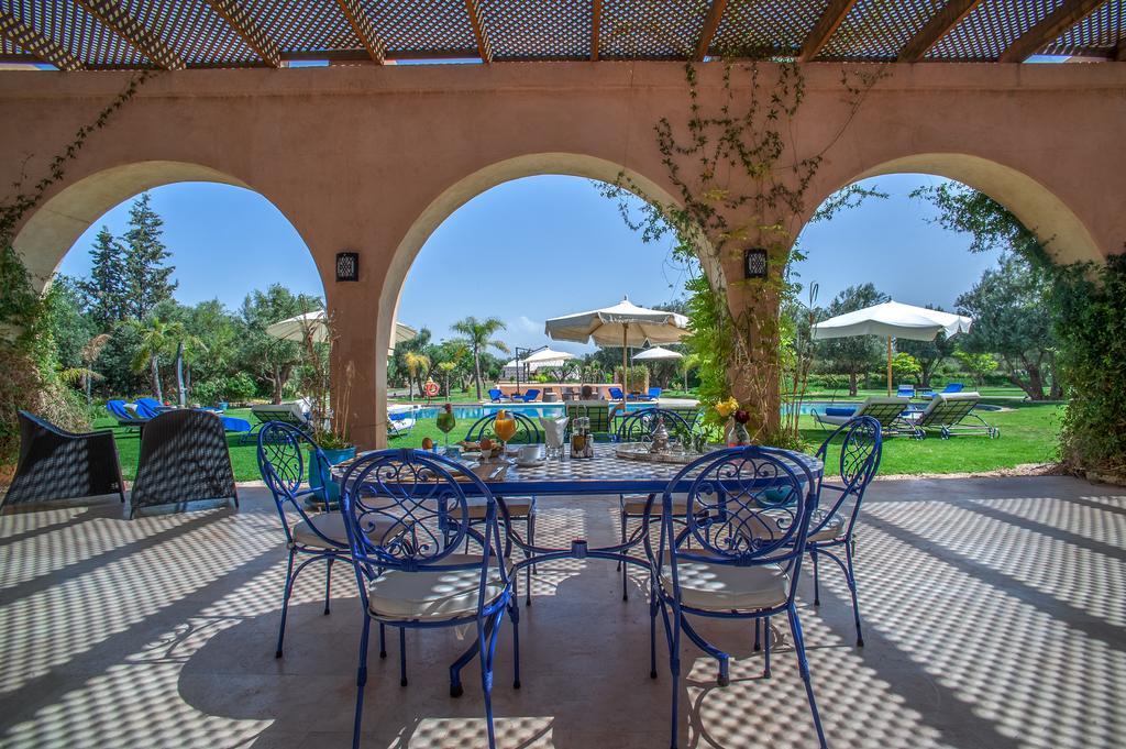 Villa Marco Au Jardin Des Senteurs El Ain Екстериор снимка