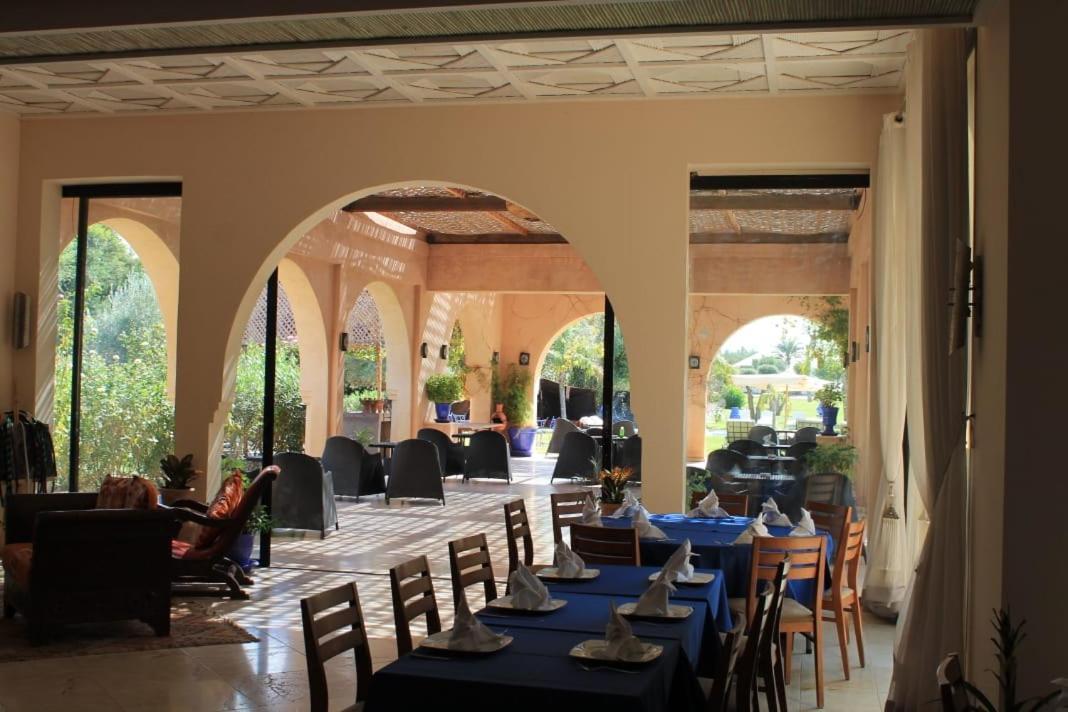 Villa Marco Au Jardin Des Senteurs El Ain Екстериор снимка