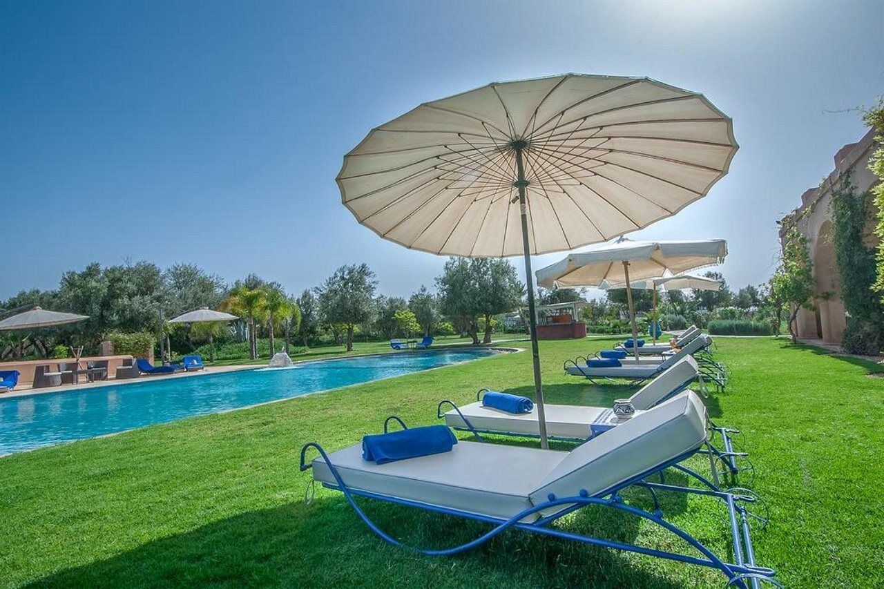 Villa Marco Au Jardin Des Senteurs El Ain Екстериор снимка