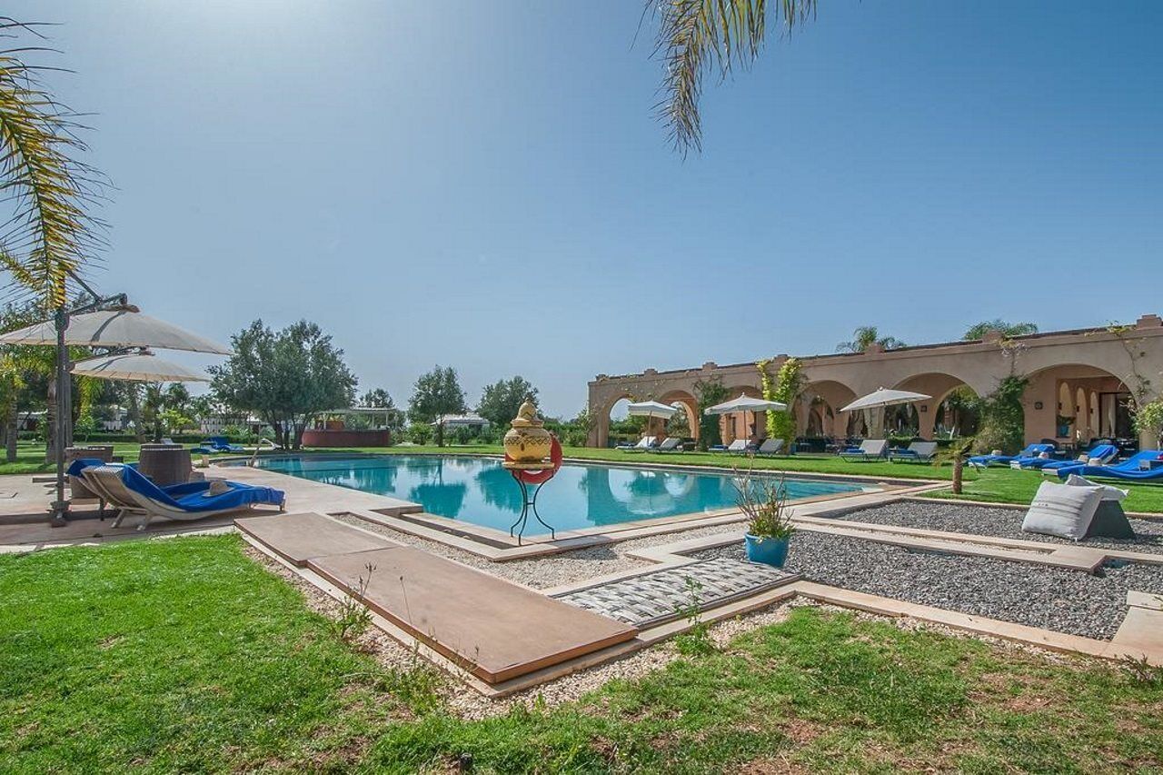 Villa Marco Au Jardin Des Senteurs El Ain Екстериор снимка